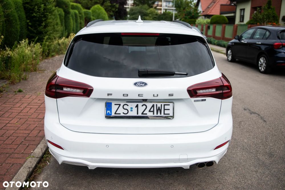 Ford Focus 1.0 EcoBoost Hybrid ST-LINE - 6