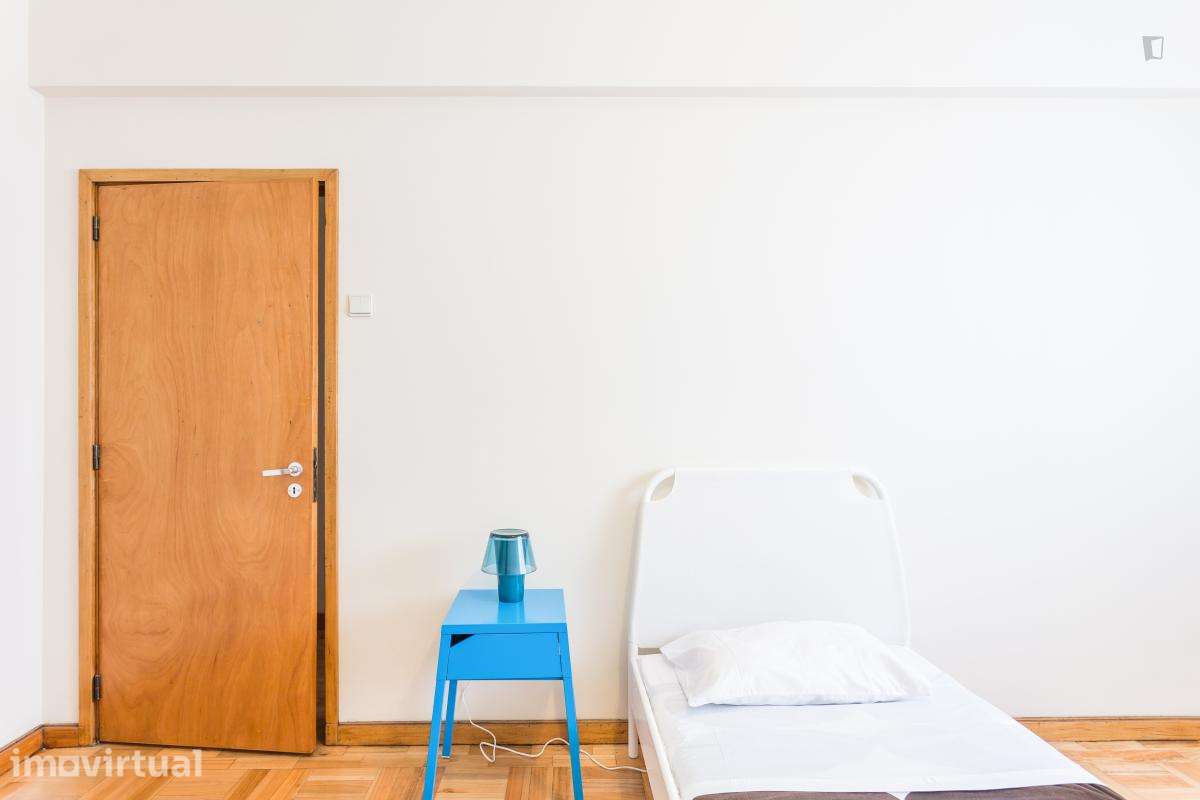 Quarto - localizado em Santo Ildefonso Porto - Grande imagem: 5/40