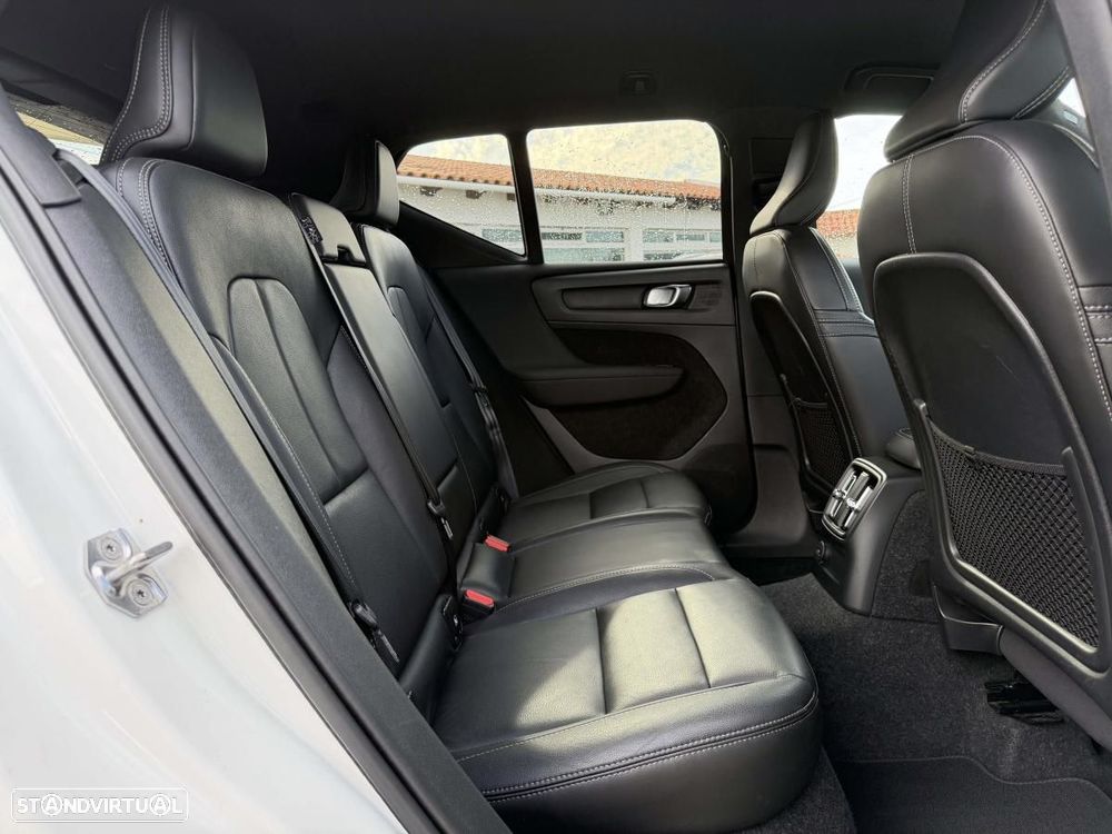 Volvo XC 40 1.5 T5 PHEV Inscription - 24