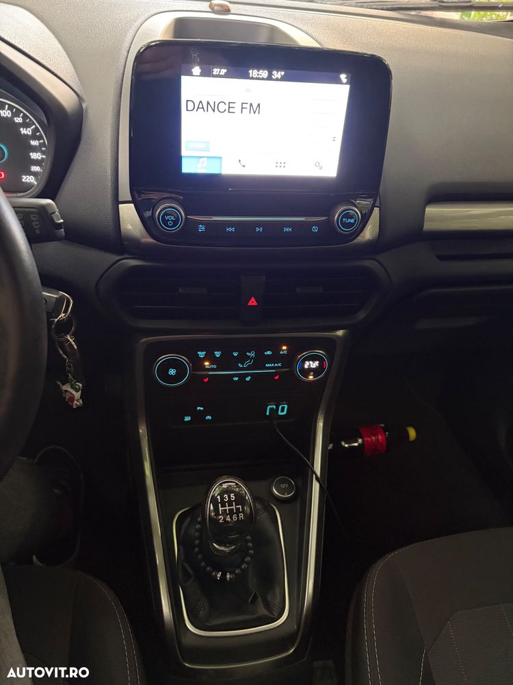 Ford EcoSport - 10