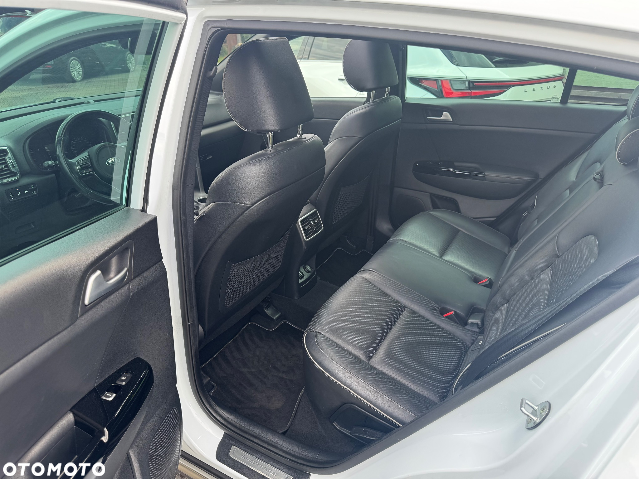 Kia Sportage 2,0 CRDI AWD GT Line - 24