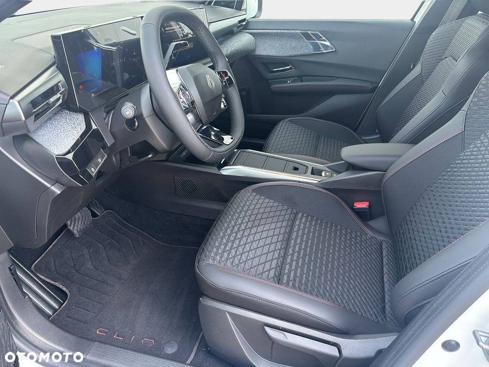 Renault Clio - 11
