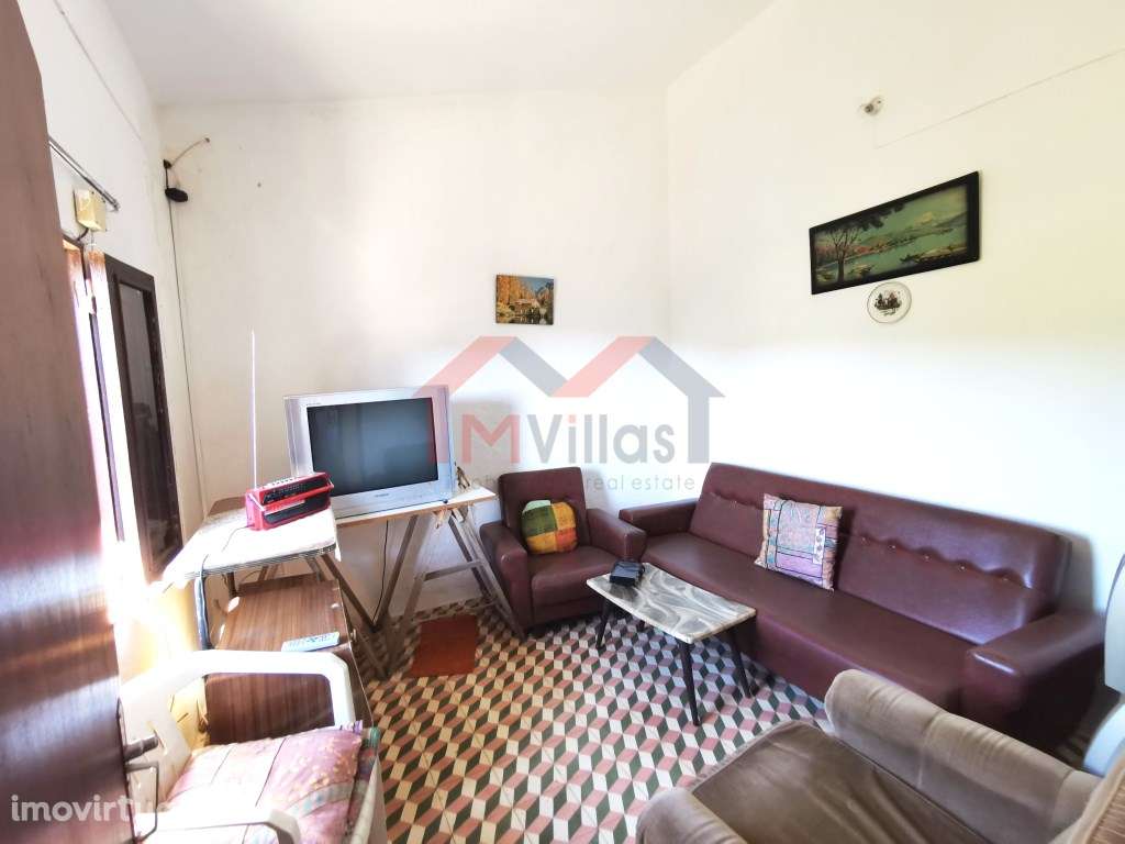 2 moradias para renovar com terreno - Loulé - Grande imagem: 3/26