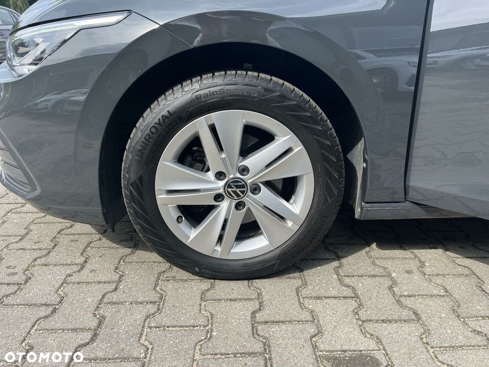 Volkswagen Golf - 18