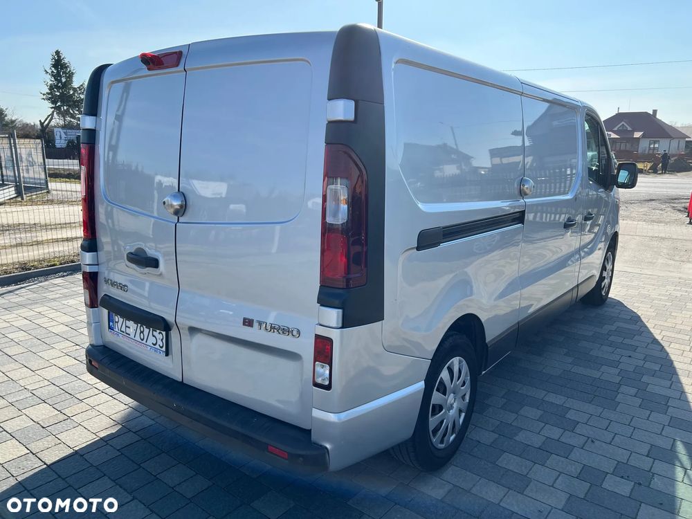 Opel Vivaro - 6