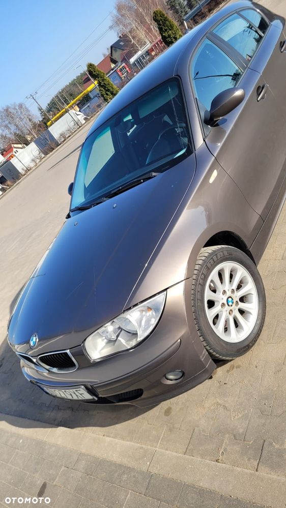 BMW Seria 1 116i - 8