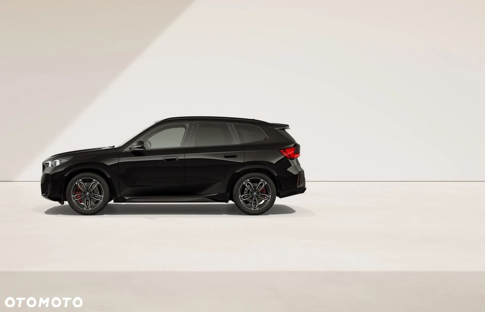 BMW X1 xDrive20d mHEV - 9