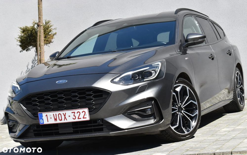 Ford Focus 1.5 EcoBlue STart-Stopp-System ST-LINE - 4
