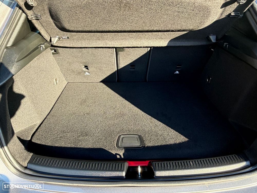 Mercedes-Benz A 250 e Style Plus - 11