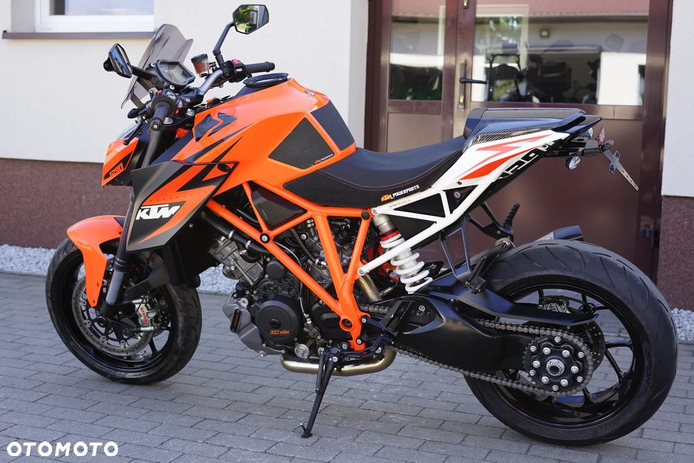 KTM Super Duke - 19