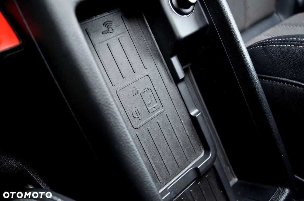 Audi A4 Avant 40 TDI quattro S tronic S line - 33