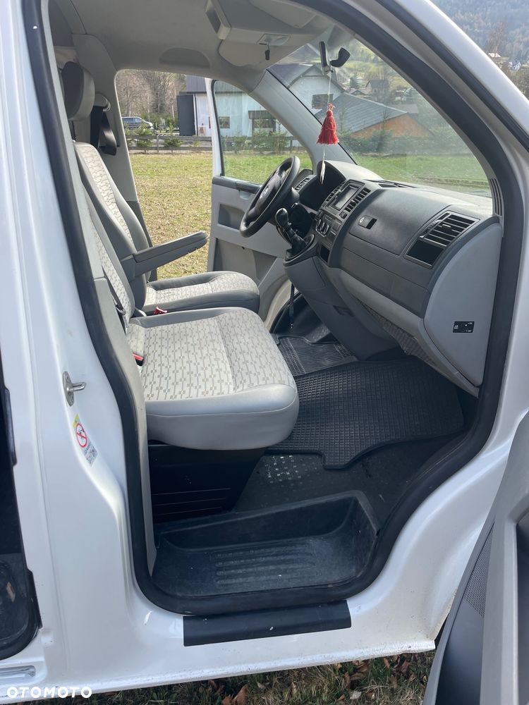 Volkswagen Transporter T5 - 11