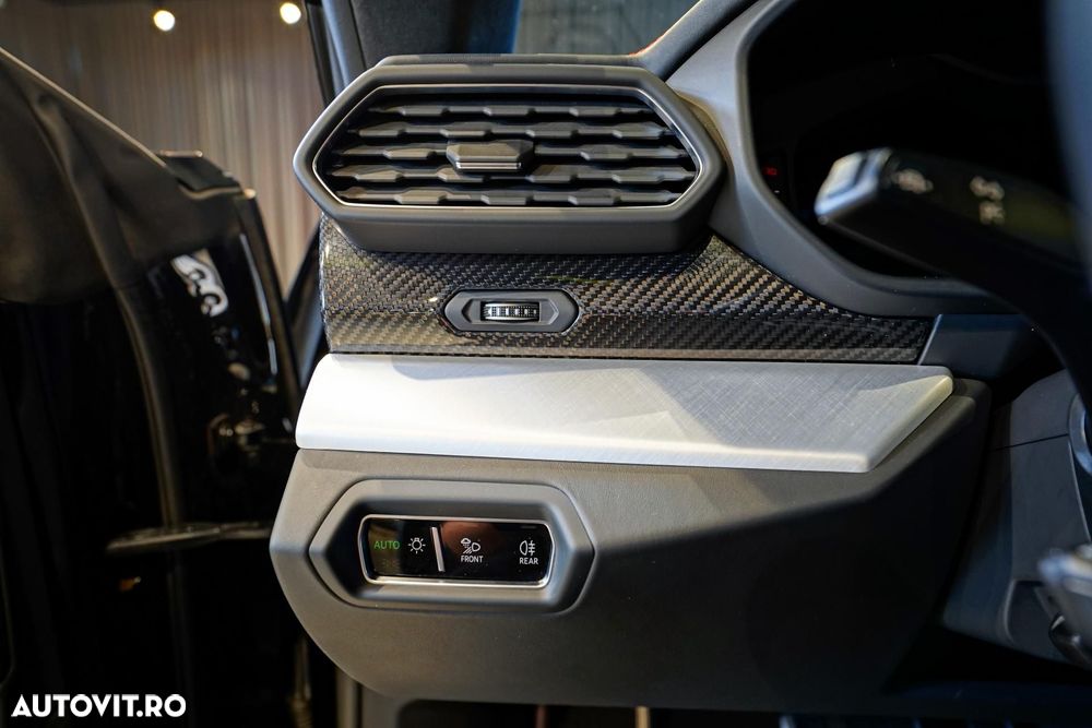 Lamborghini URUS - 34