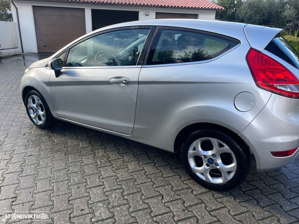 Ford Fiesta 1.25 Titanium - 4