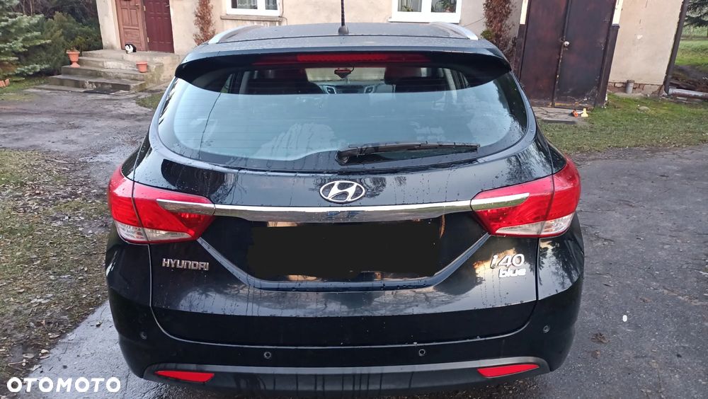 Hyundai i40 Kombi blue 1.6 Family - 7