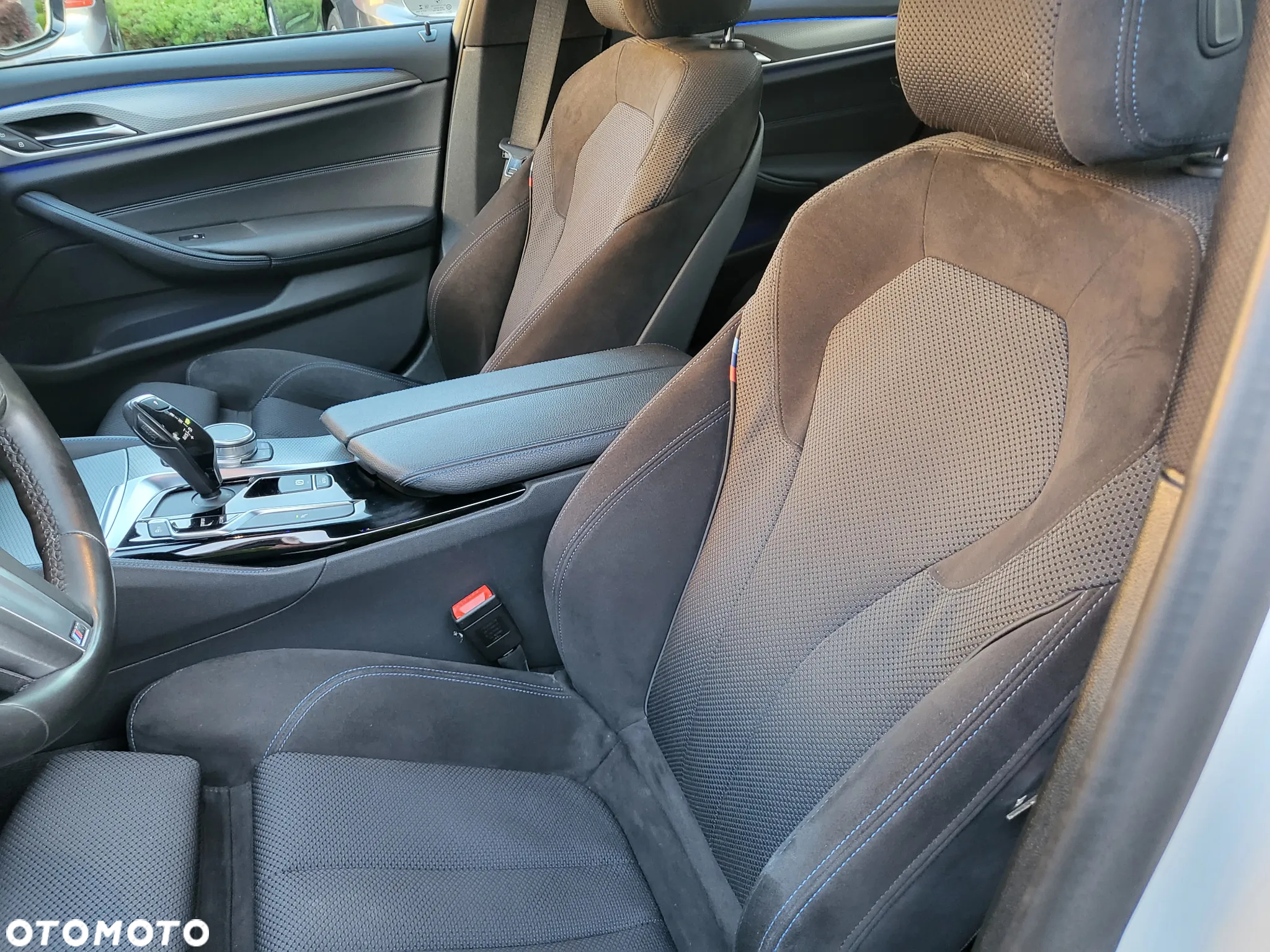 BMW Seria 5 520d xDrive M Sport sport - 31