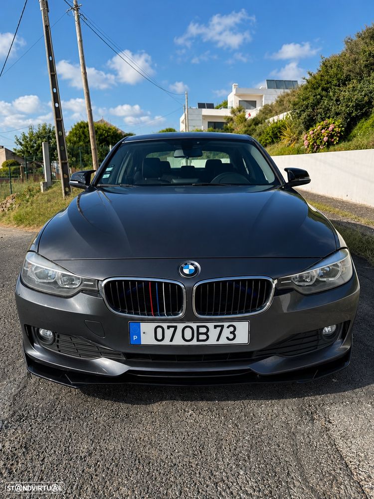 BMW 320 d EfficientDynamics Line Sport - 2