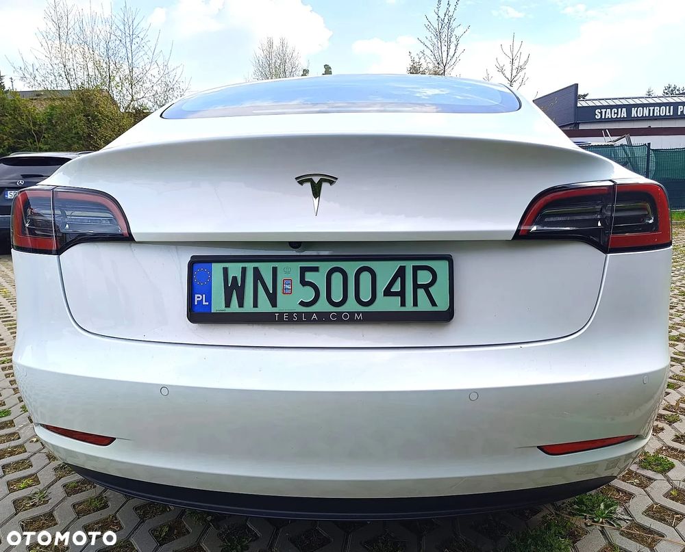 Tesla Model 3 - 30