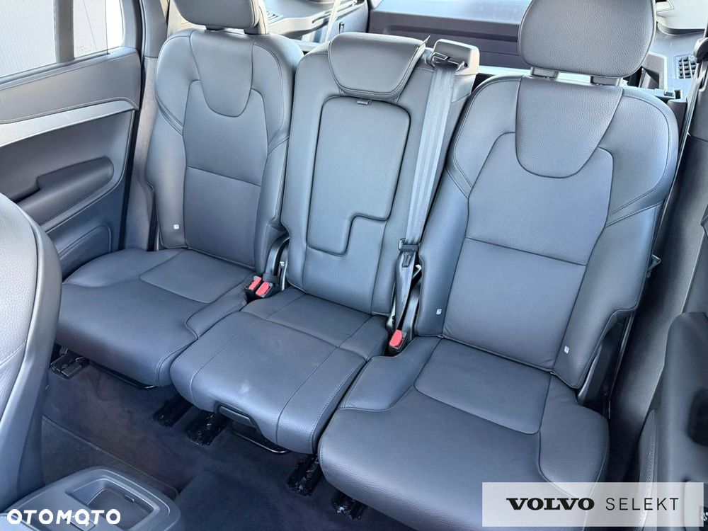 Volvo XC 90 - 16