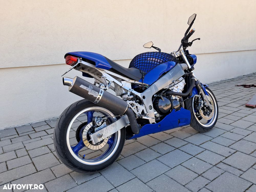 Kawasaki Ninja ZX-4R - 1