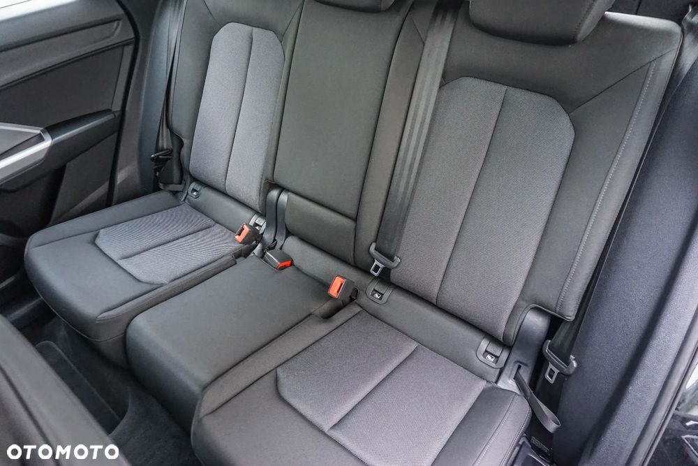 Audi Q3 35 TFSI S tronic - 27
