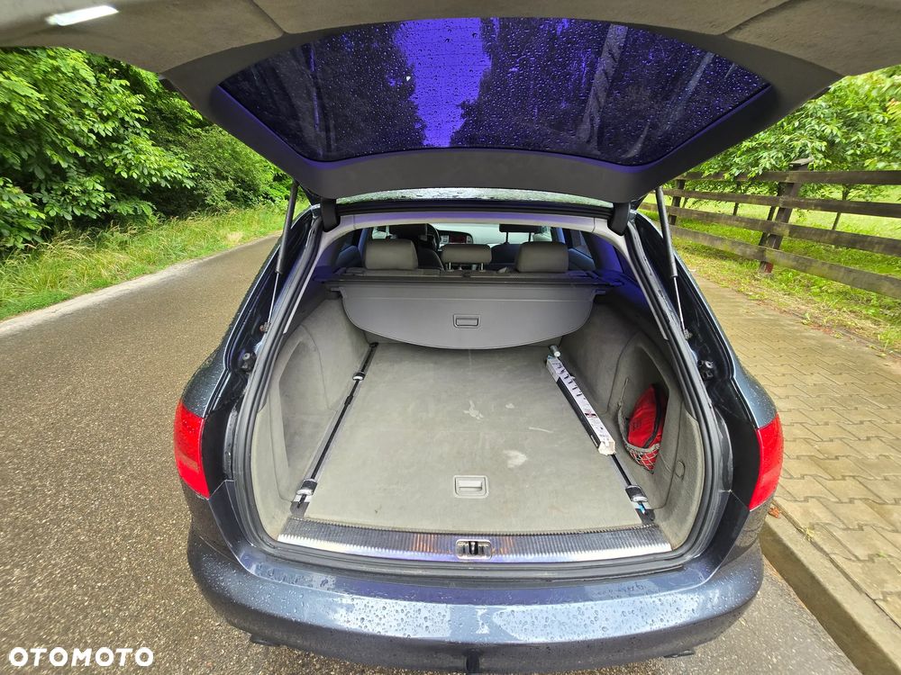 Audi A6 Avant - 25