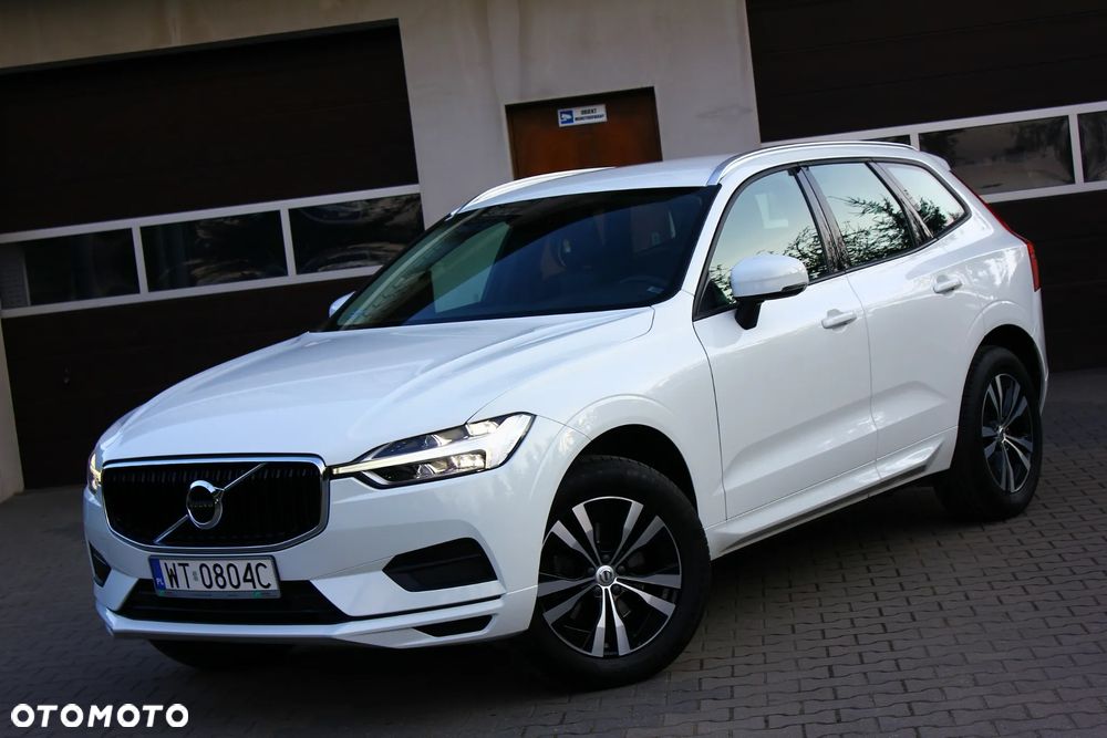 Volvo XC 60 D4 Momentum Pro - 1