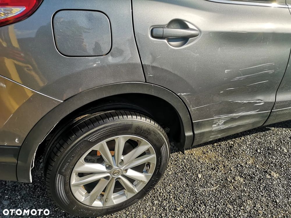 Nissan Qashqai 1.2 DIG-T N-Connecta EU6 - 15