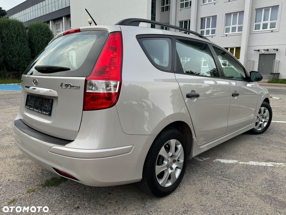 Hyundai i30 1.4 Team 08 - 13