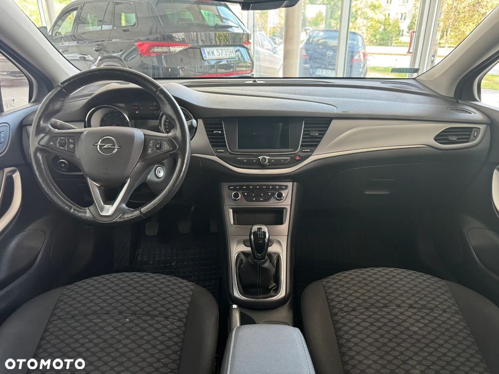 Opel Astra 1.2 T Business Elegance S&S - 18