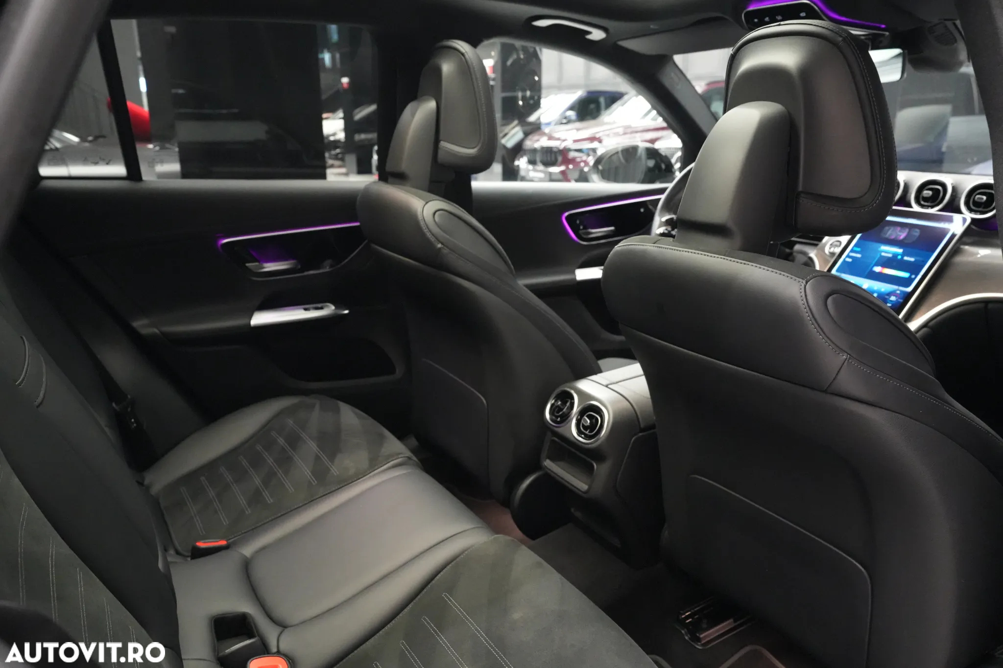 Mercedes-Benz GLC 300 d 4Matic 9G-TRONIC AMG Line Advanced - 30