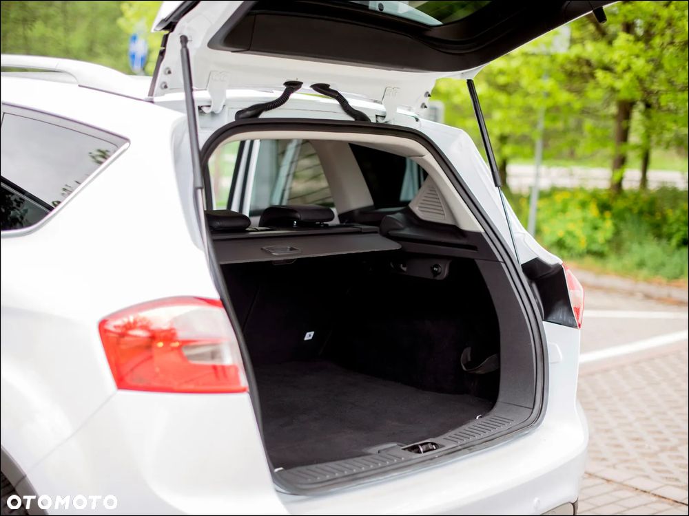 Ford Kuga - 11