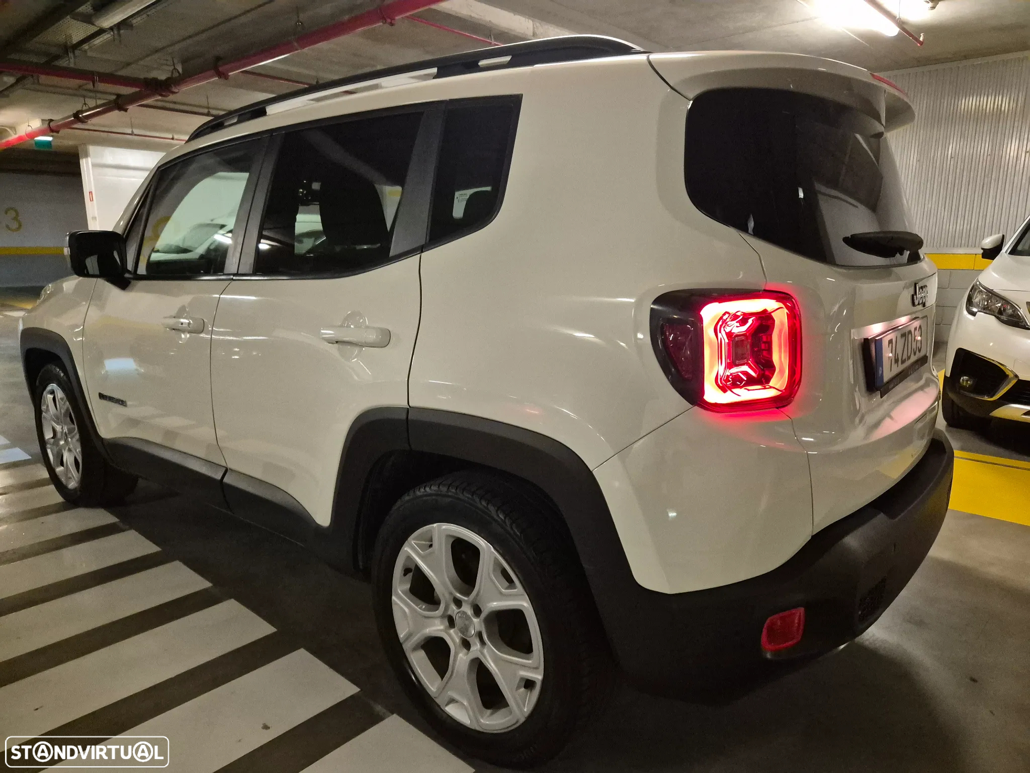 Jeep Renegade 1.3 T Limited DCT - 11