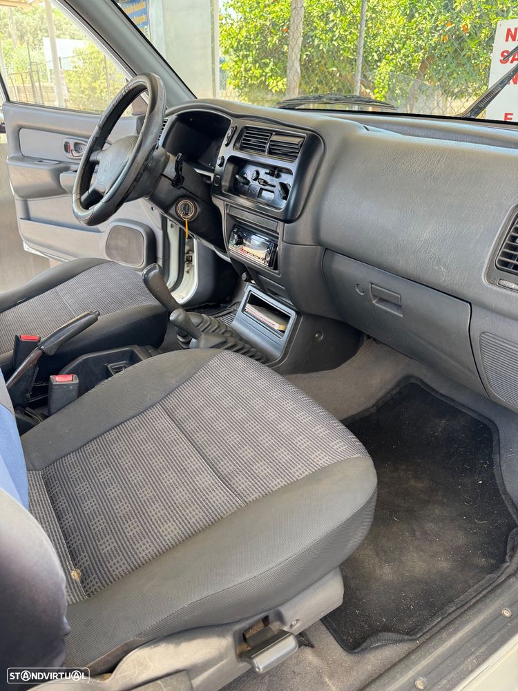 Mitsubishi L200 2.5 TD CD AC - 9