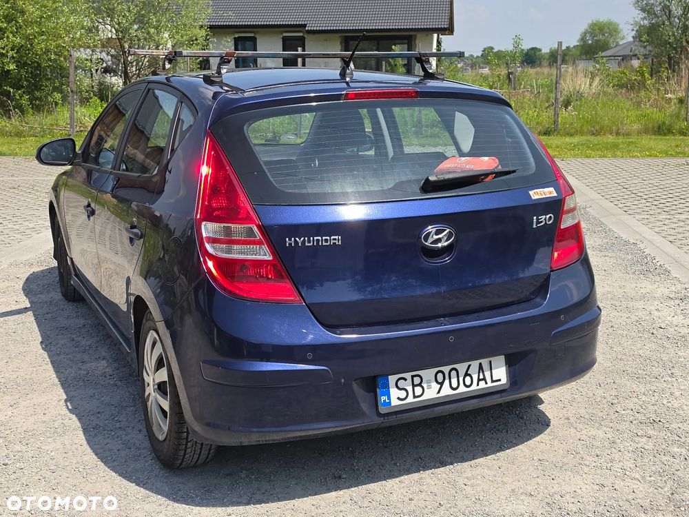 Hyundai i30 1.6 CRDi Comfort EU5 - 8