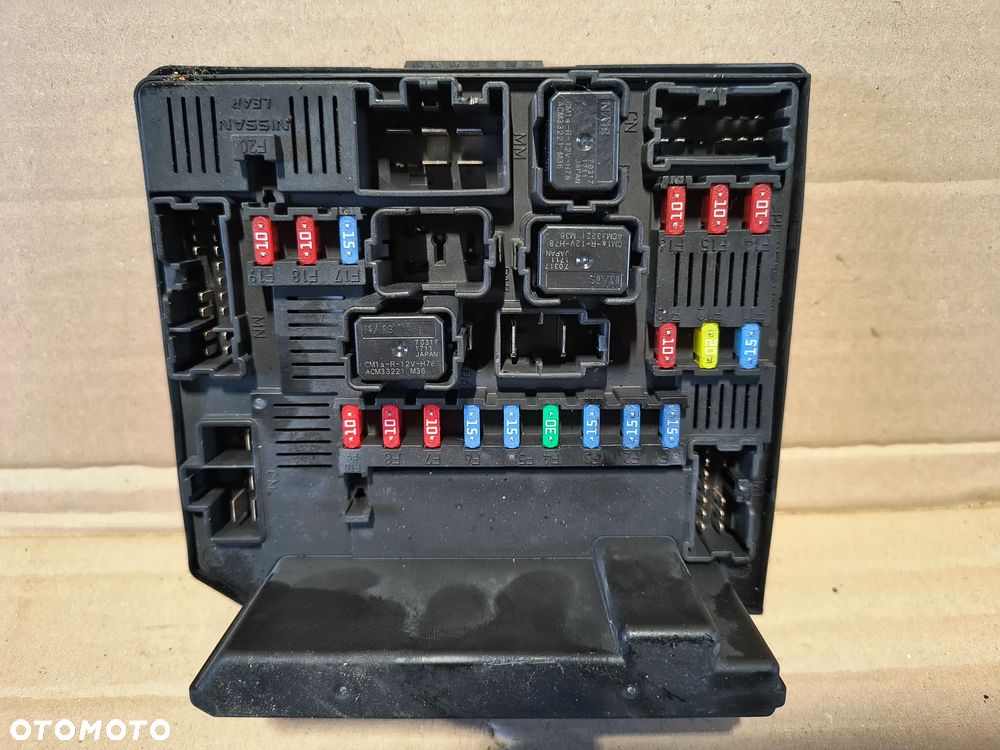 Skrzynka bezpieczników moduł BSINissan QashQai 1.5 dci  08r.  284B7JD000 - 2