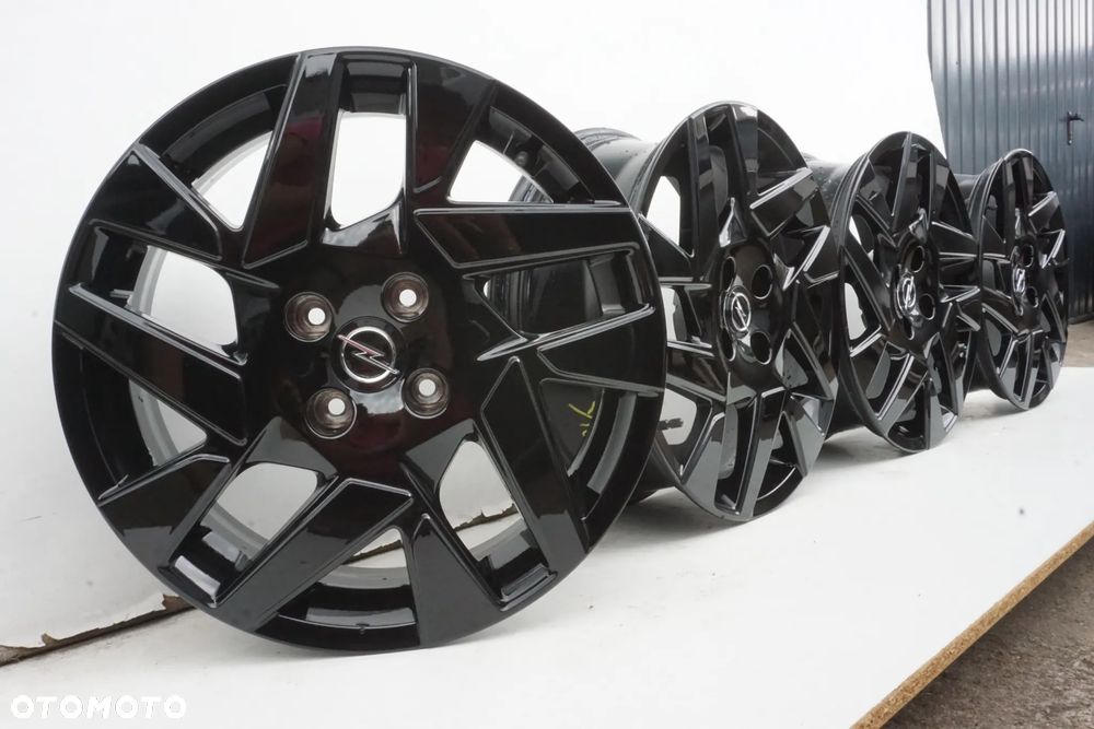 Opel 4x108 17 6,5J et32 stan bdb - 2