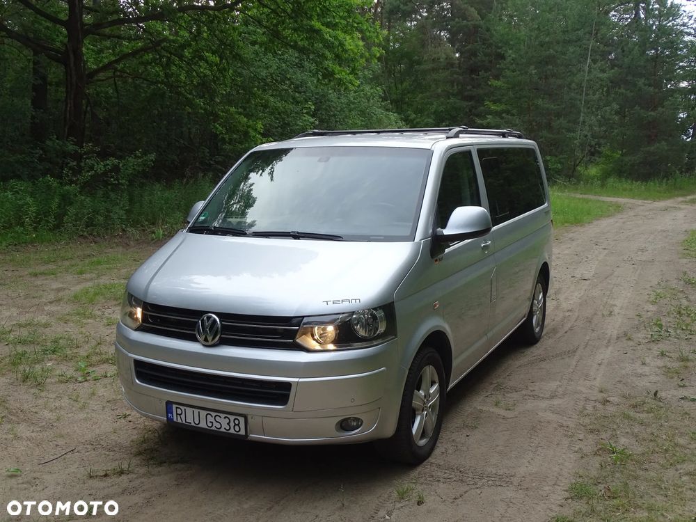Volkswagen Multivan - 1