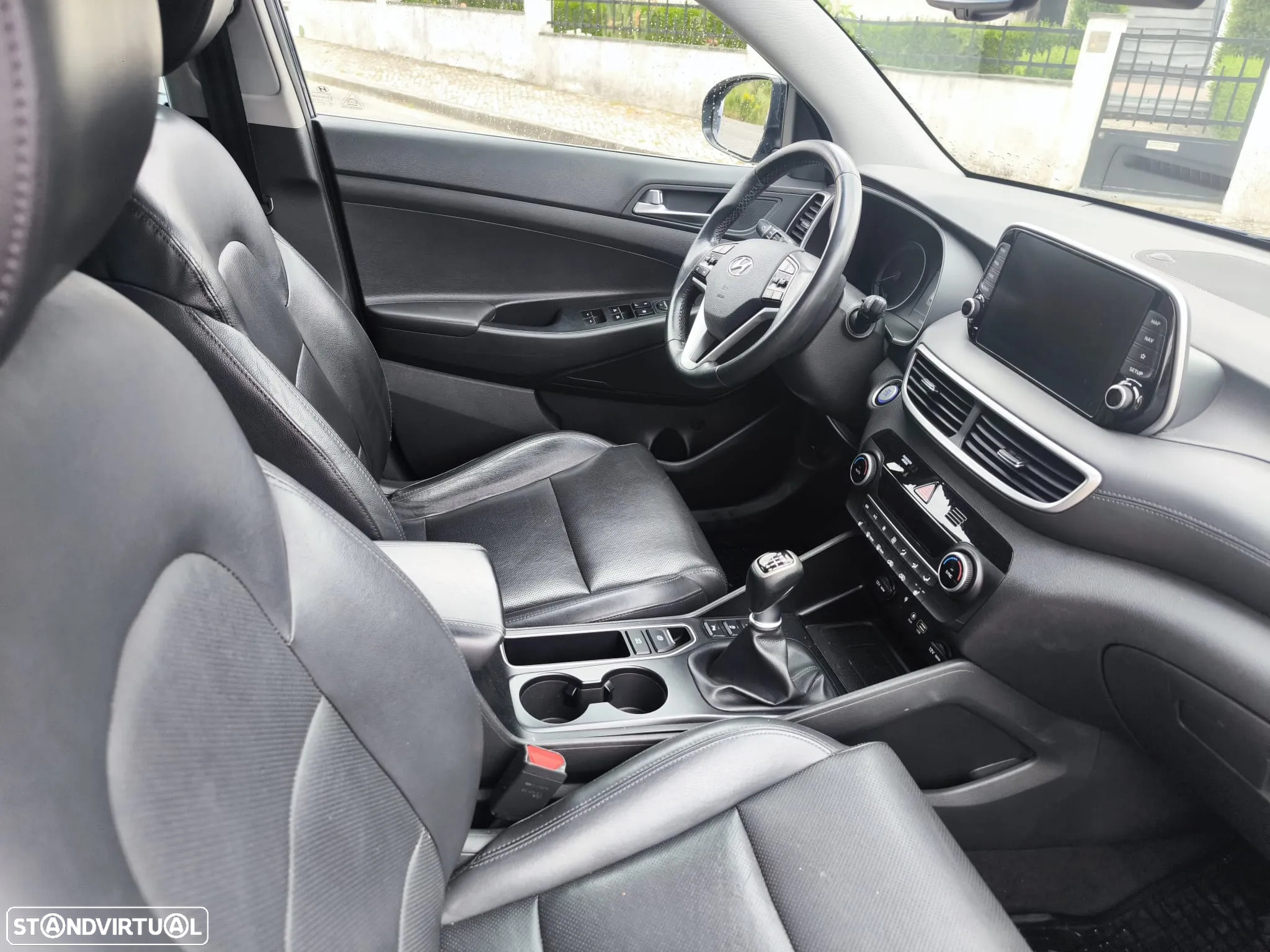 Hyundai Tucson 1.6 CRDi Premium +P.Pele+P.Style - 21