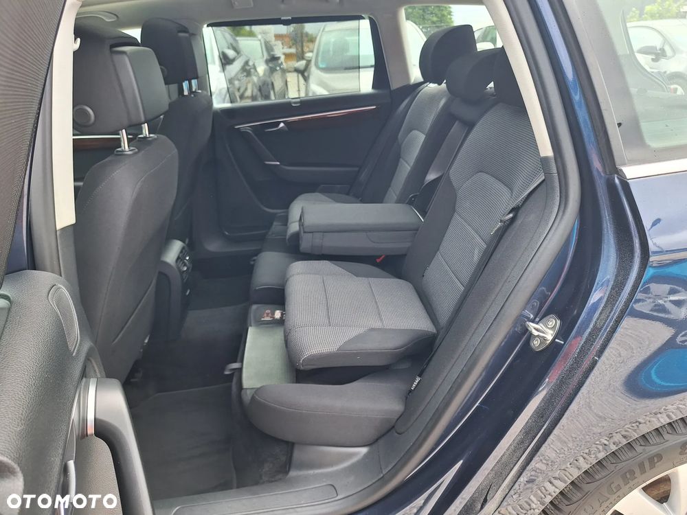 Volkswagen Passat 1.4 TSI DSG BlueMotion Technology Exclusive - 34