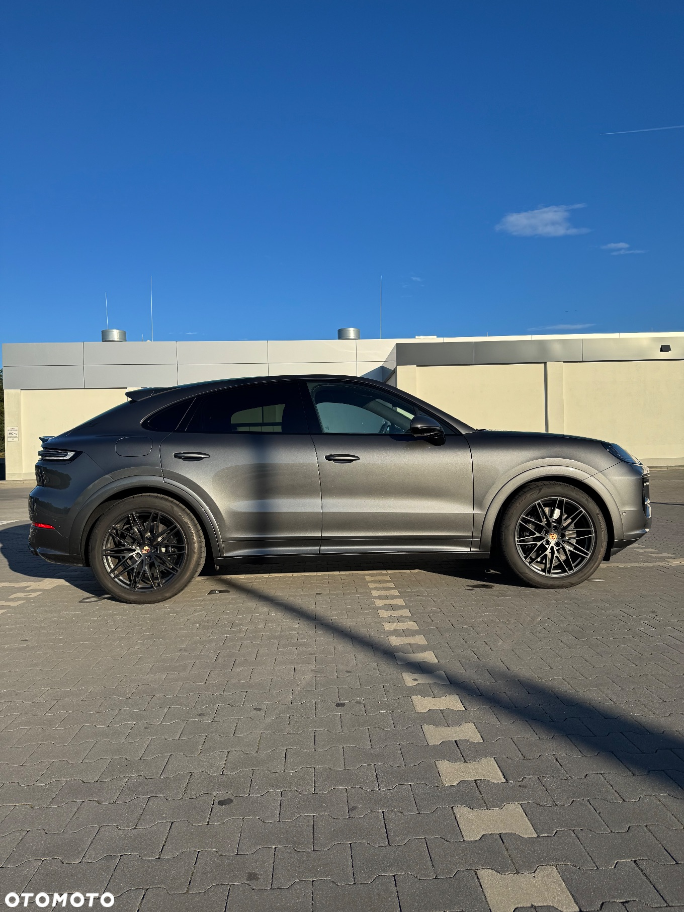 Porsche Cayenne Coupe GTS - 7