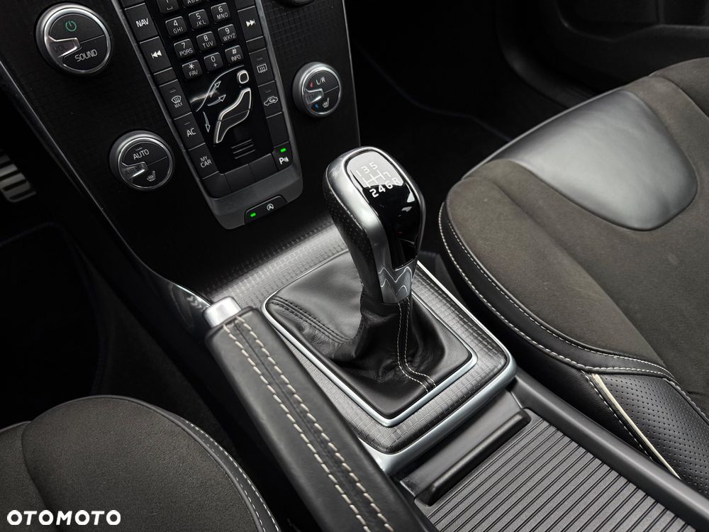 Volvo V40 D2 RDesign - 21