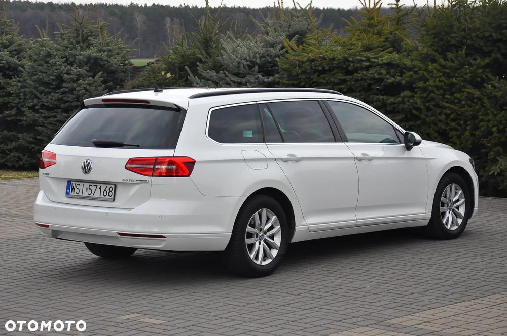Volkswagen Passat - 14