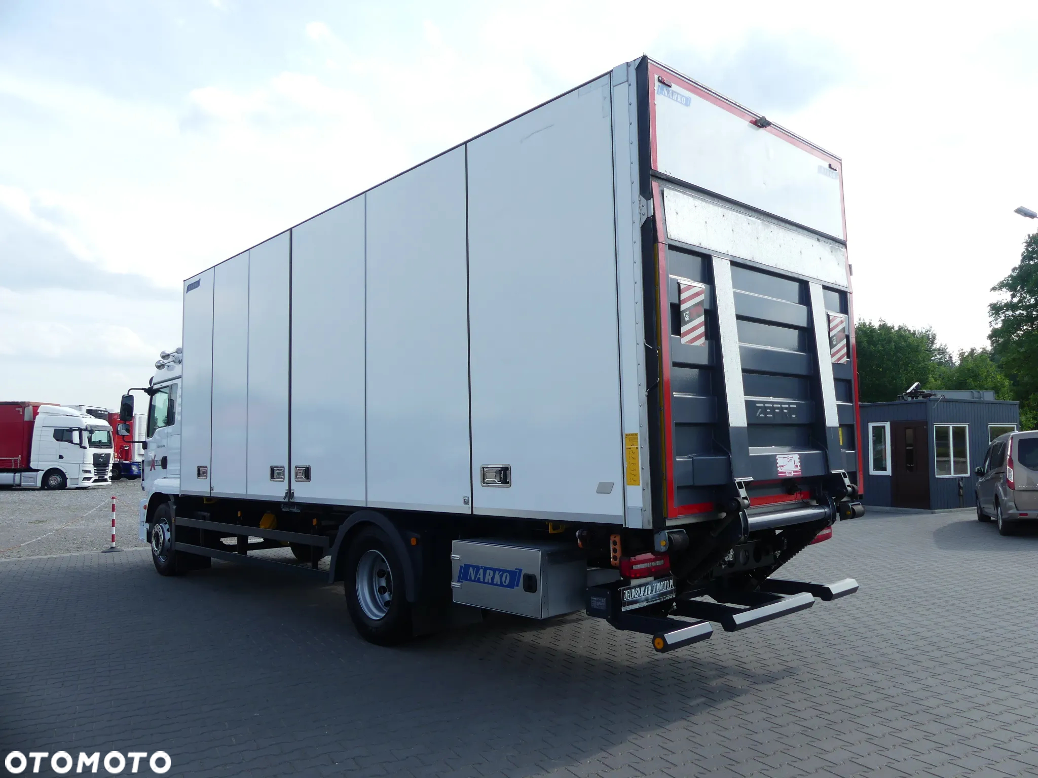 MAN TGM 18.290 / IZOTERMA + WINDA / GLOB / EURO 6 / OTWIERANY BOK / - 9