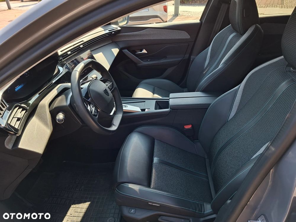 Peugeot 308 1.2 PureTech Allure S&S EAT8 - 17