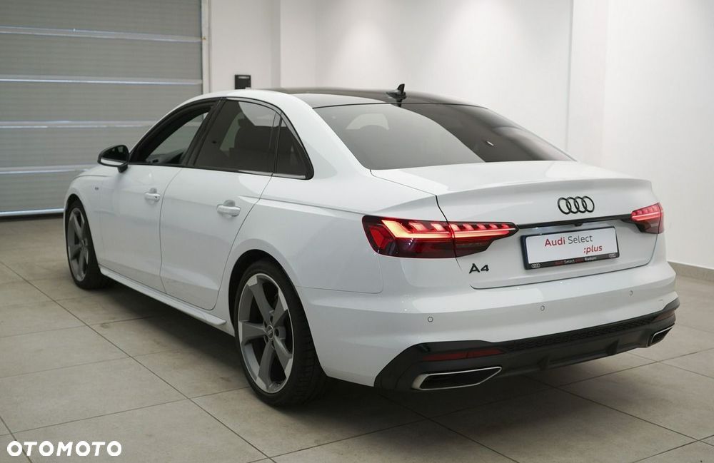 Audi A4 Limousine - 3