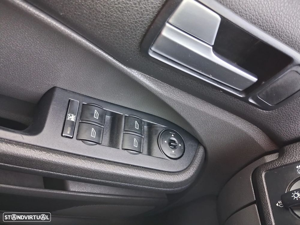 Ford Focus C-Max 1.6 TDCi Trend - 9