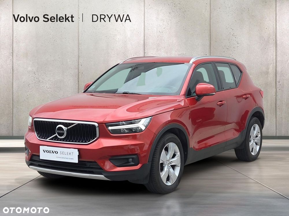 Volvo XC 40 T3 Momentum Pro - 1