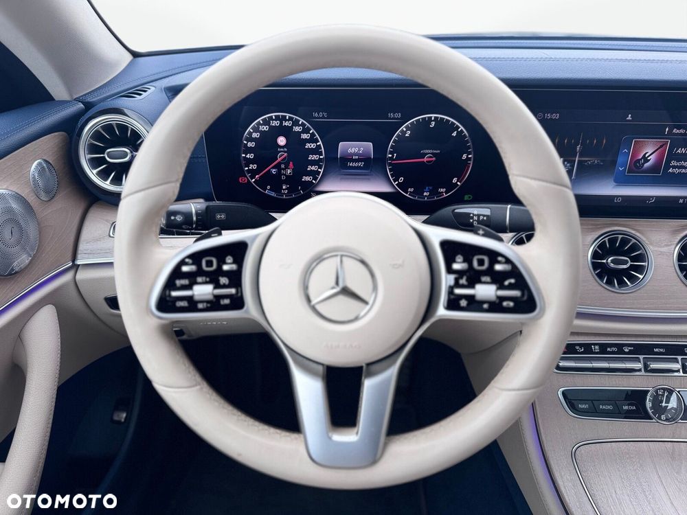 Mercedes-Benz Klasa E - 16