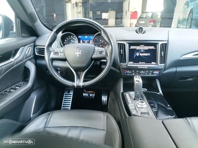 Maserati Levante Q4 GranSport - 10